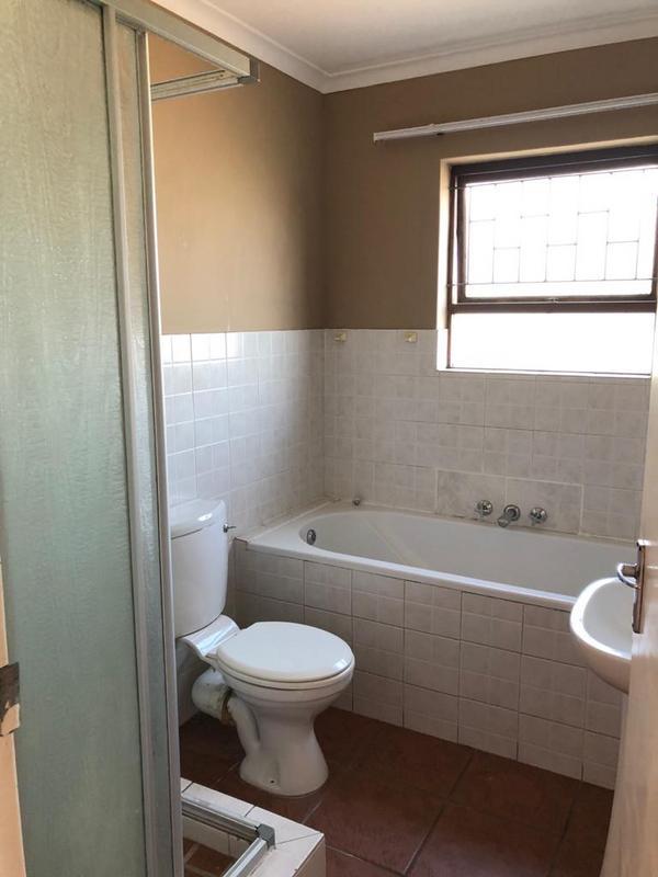 To Let 2 Bedroom Property for Rent in Ferndale Western Cape